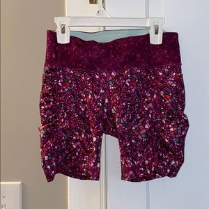 Lululemon magenta bike shorts